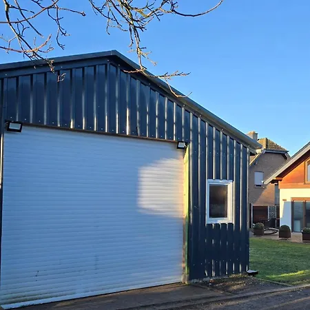 Daire Schoene Moderne Ferienwohnung-Balkon-Fahrradparkplatz-Wallbox Hürtgenwald