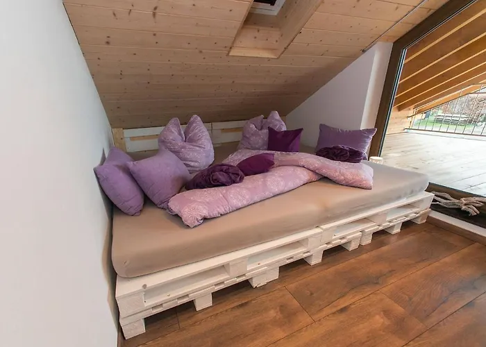 Schoene Moderne Ferienwohnung-Balkon-Fahrradparkplatz-Wallbox Hürtgenwald