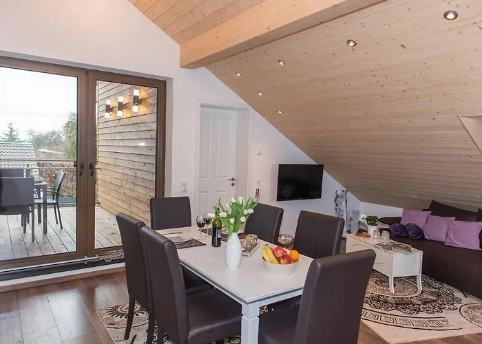 Daire Schoene Moderne Ferienwohnung-Balkon-Fahrradparkplatz-Wallbox