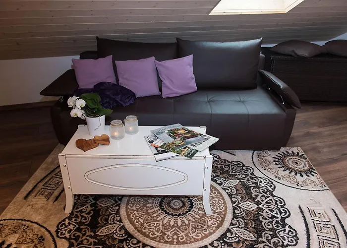 Schoene Moderne Ferienwohnung-Balkon-Fahrradparkplatz-Wallbox Daire Hürtgenwald